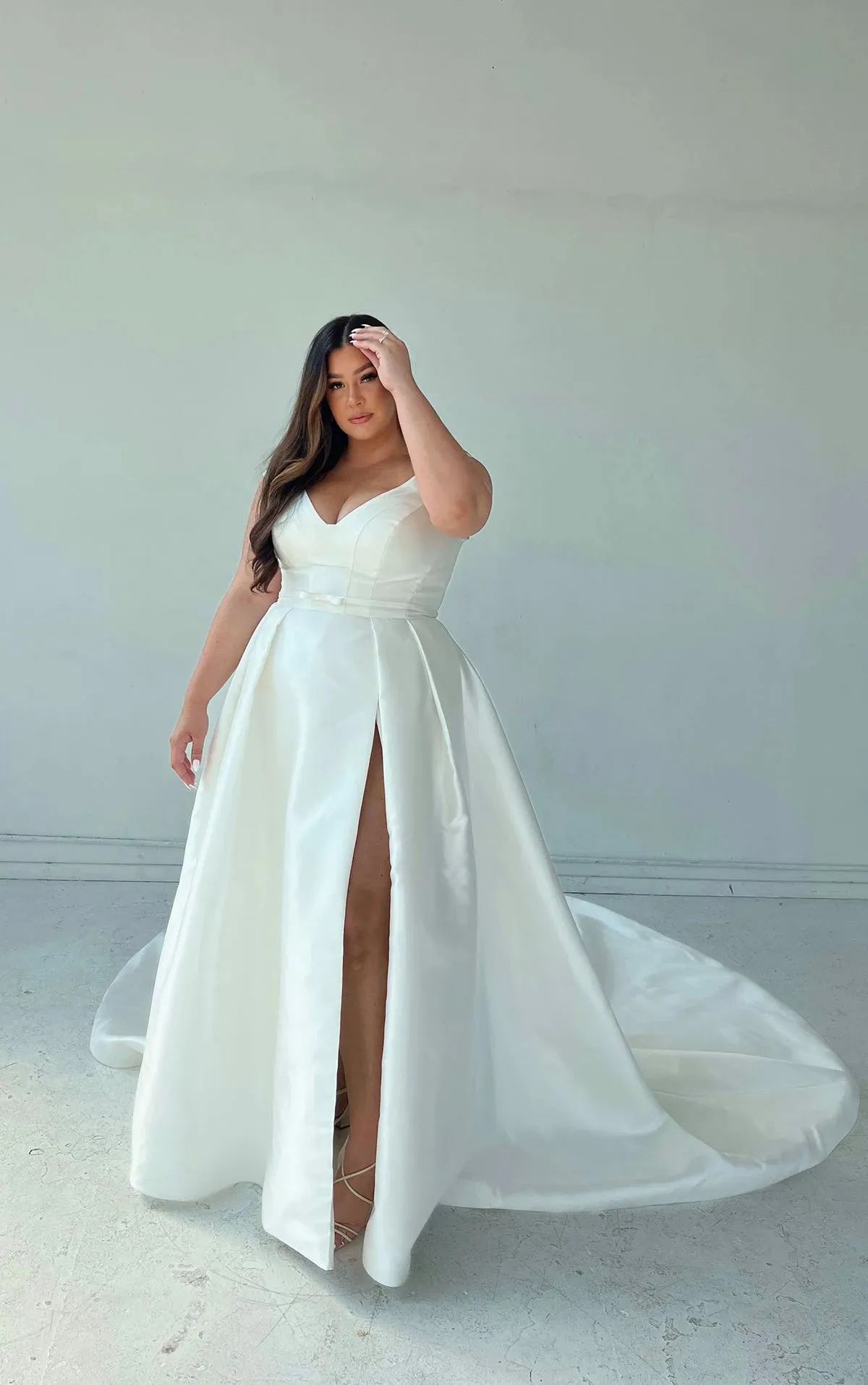1454 Essense Martina Liana