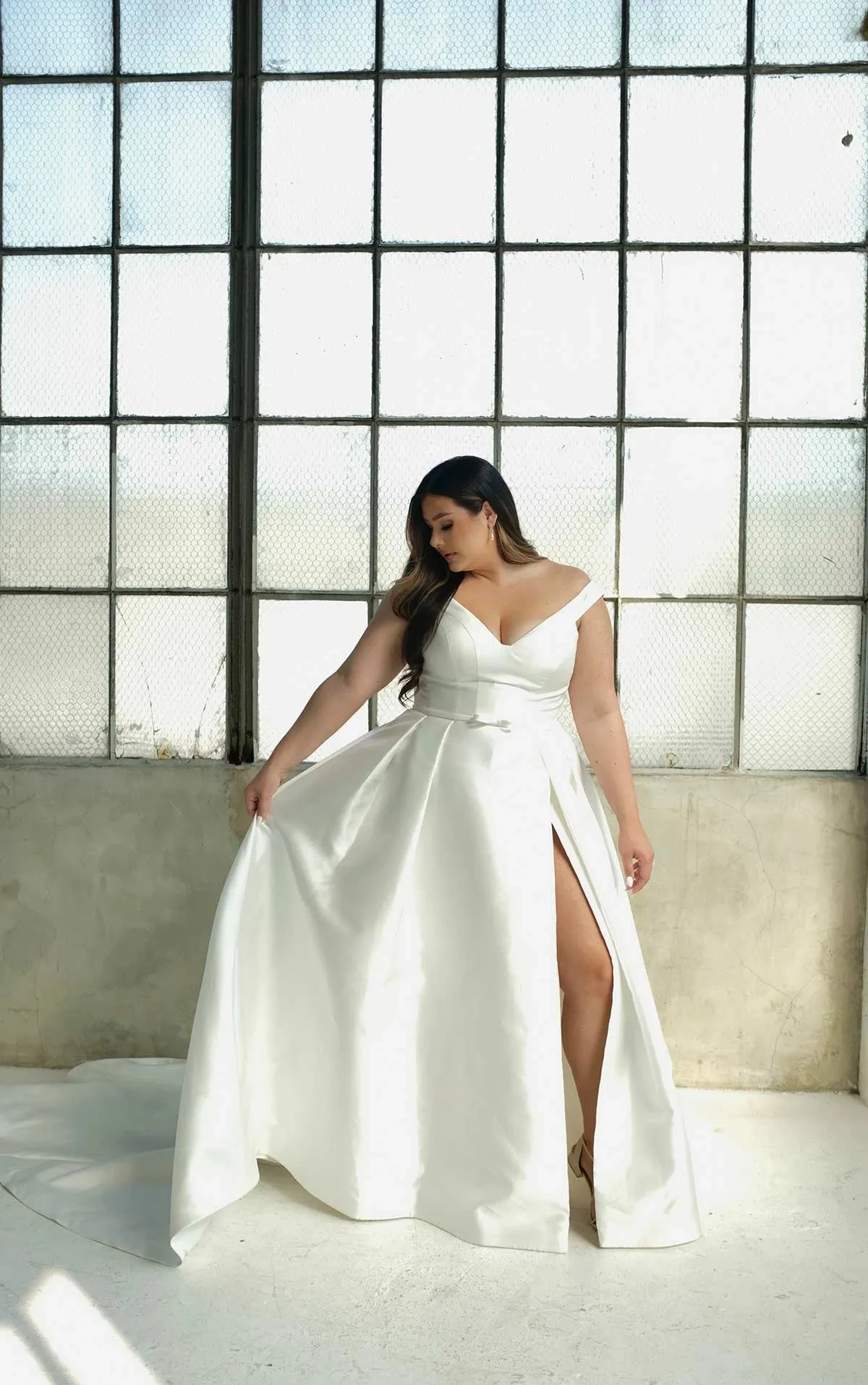 1454 Essense Martina Liana