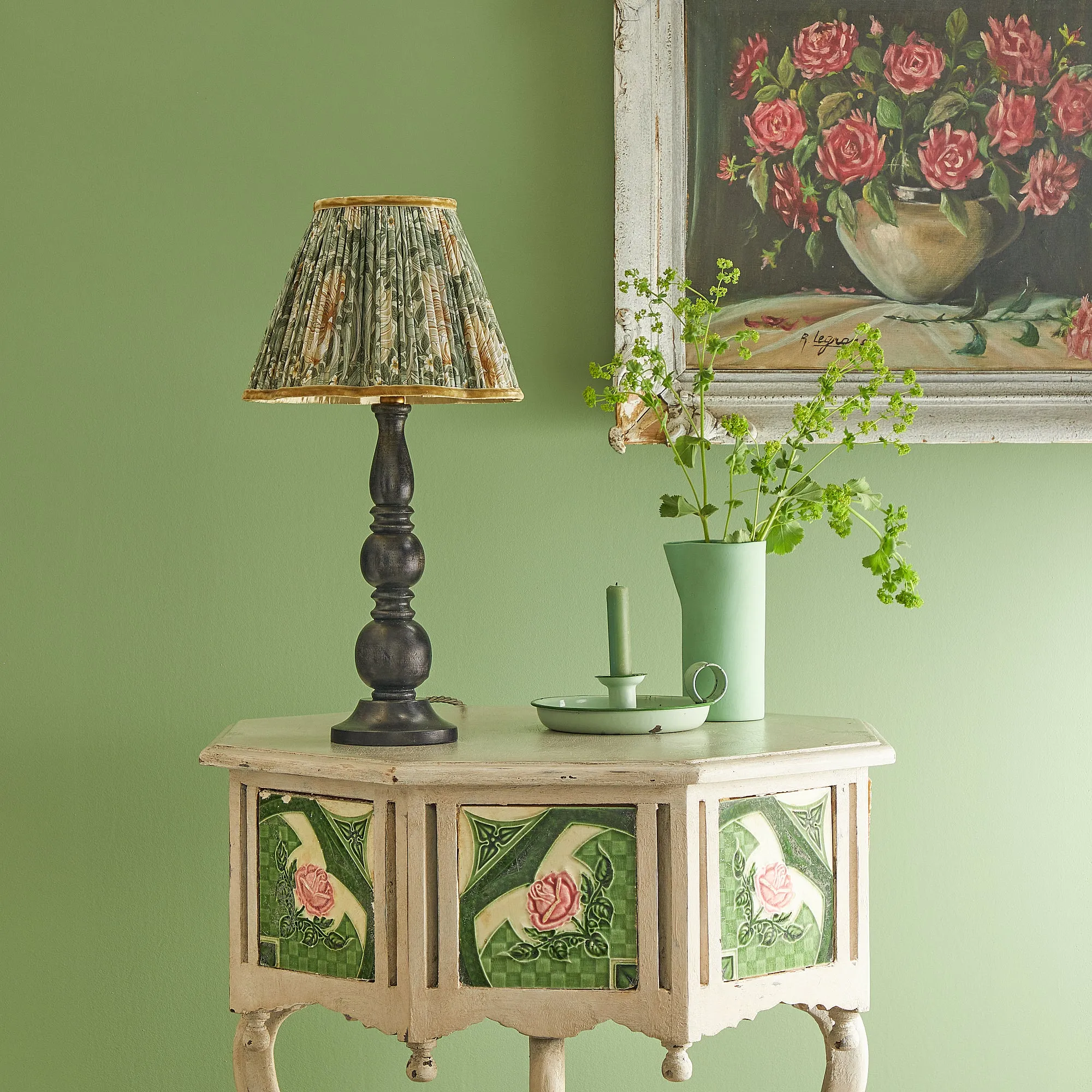 25cm scalloped tall tapered shade in bayleaf & manilla silk Pimpernel by Morris & Co.