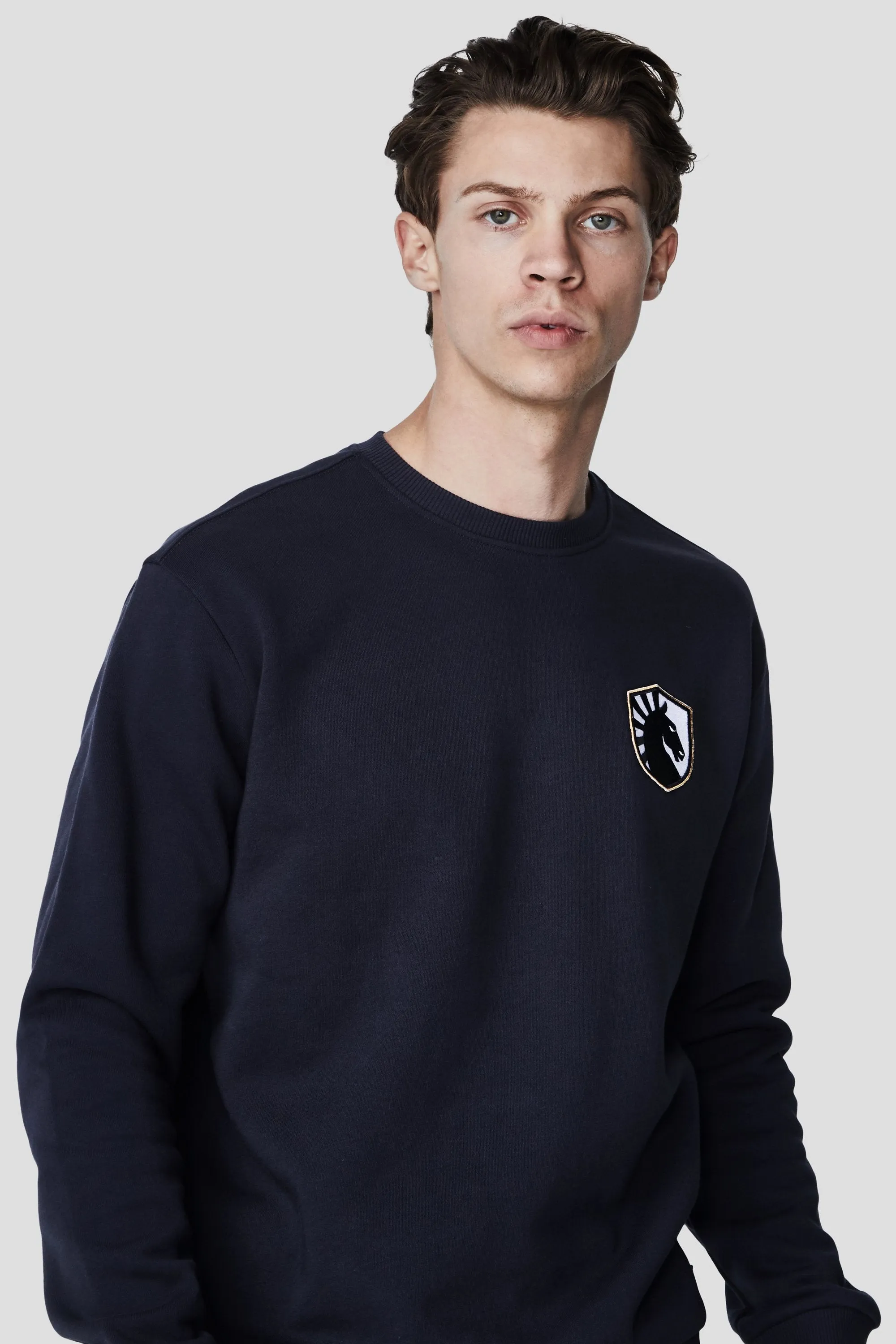 CITY CREWNECK SWEATSHIRT