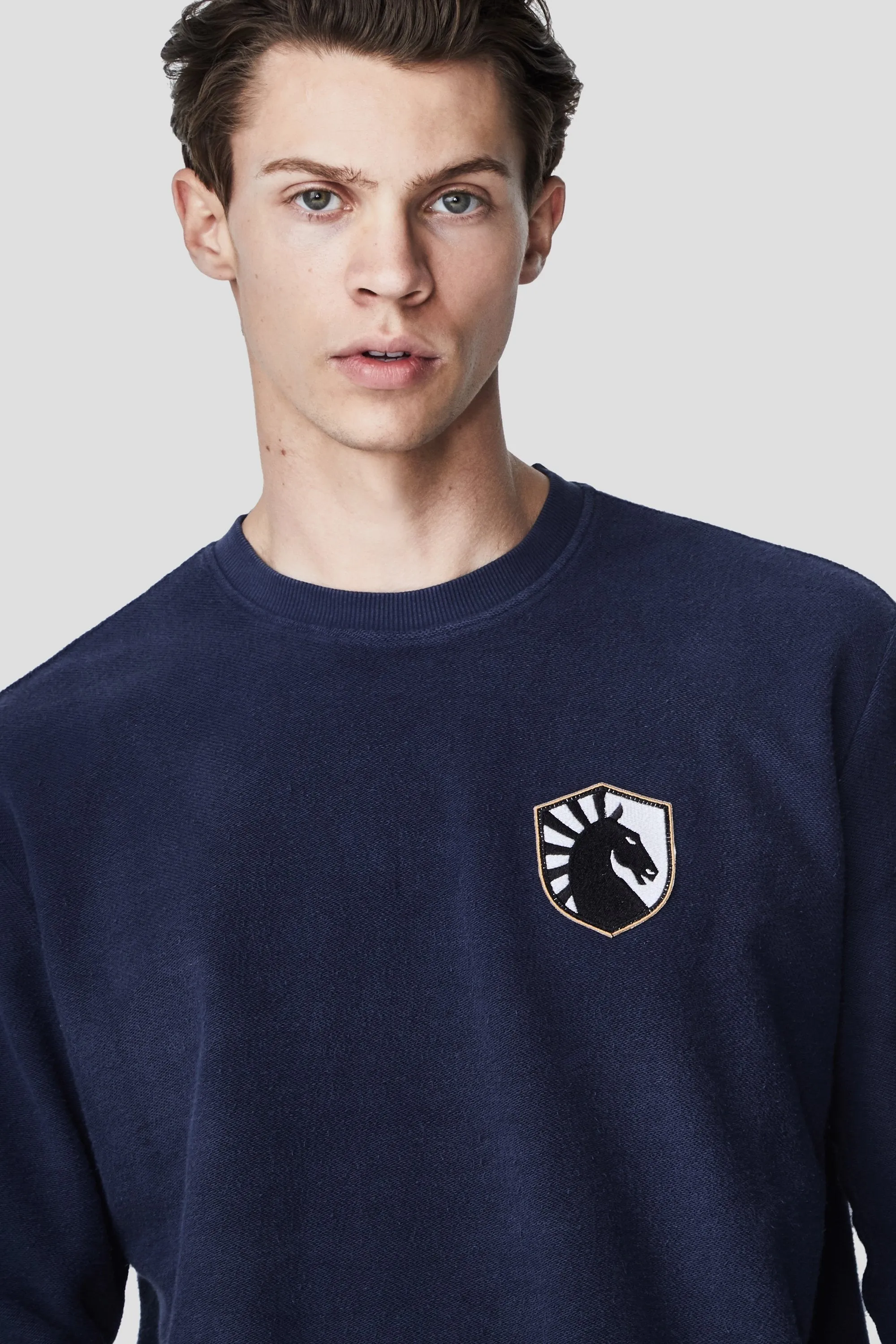 CITY CREWNECK SWEATSHIRT