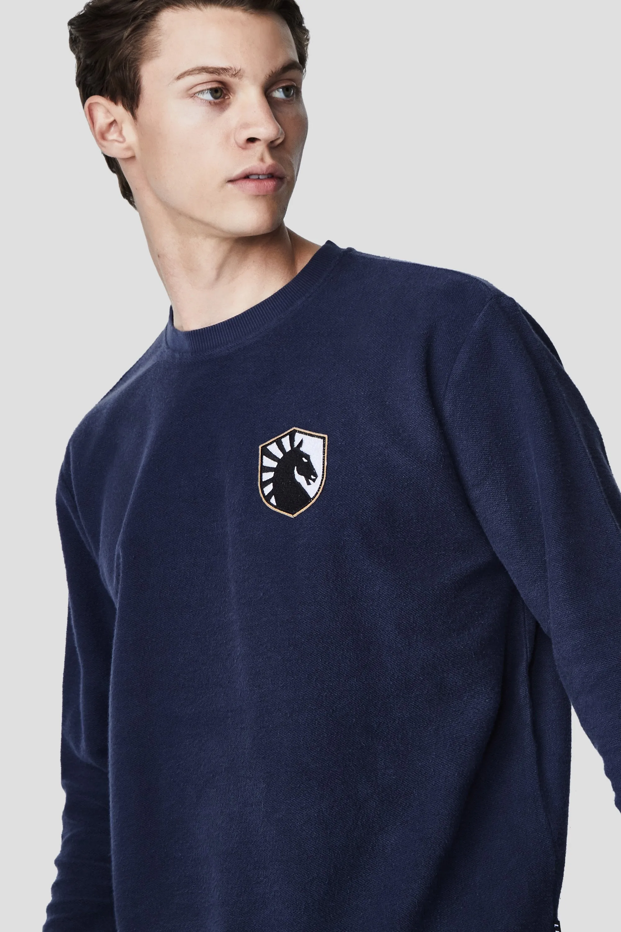 CITY CREWNECK SWEATSHIRT