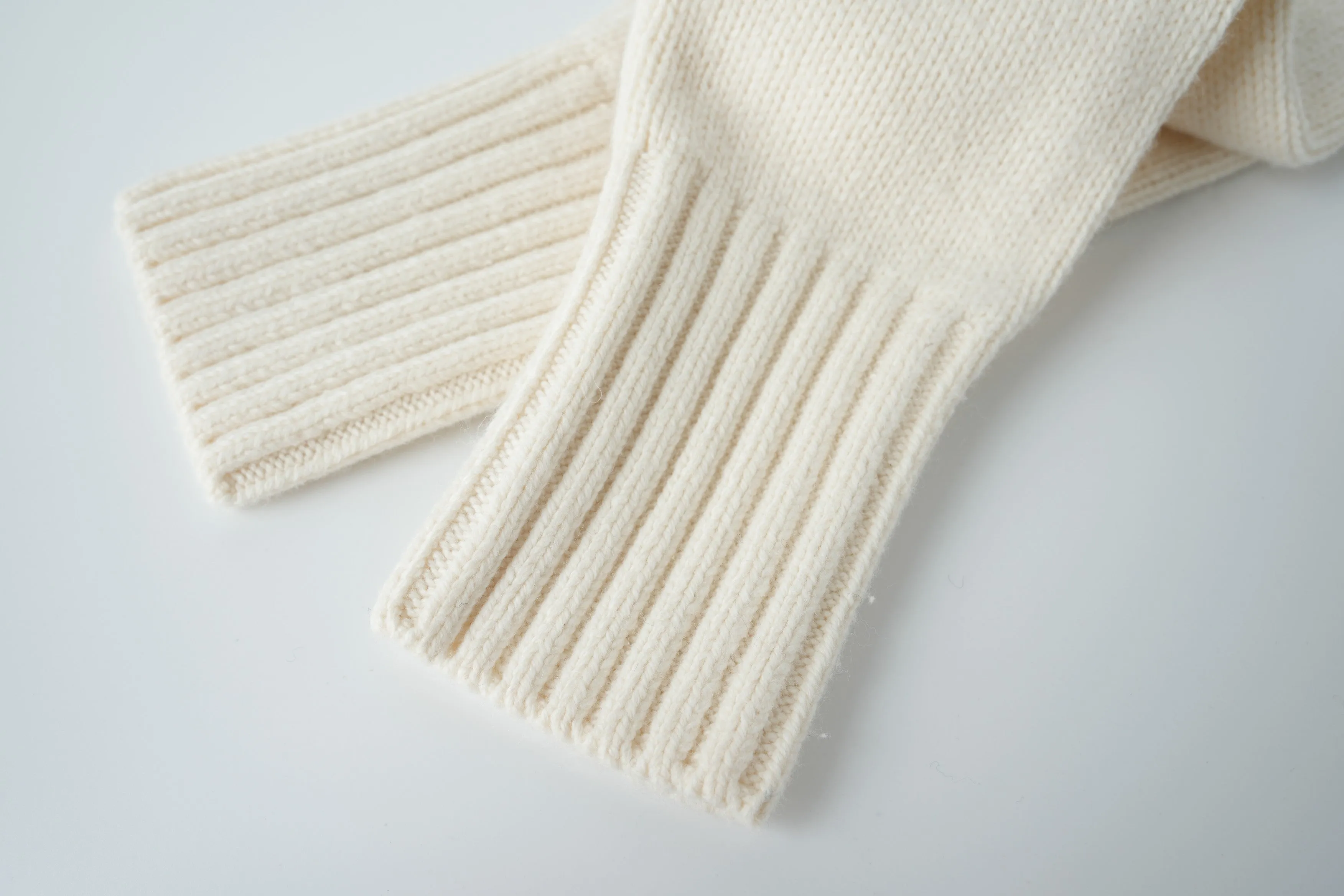 classic knit sweater - ivory