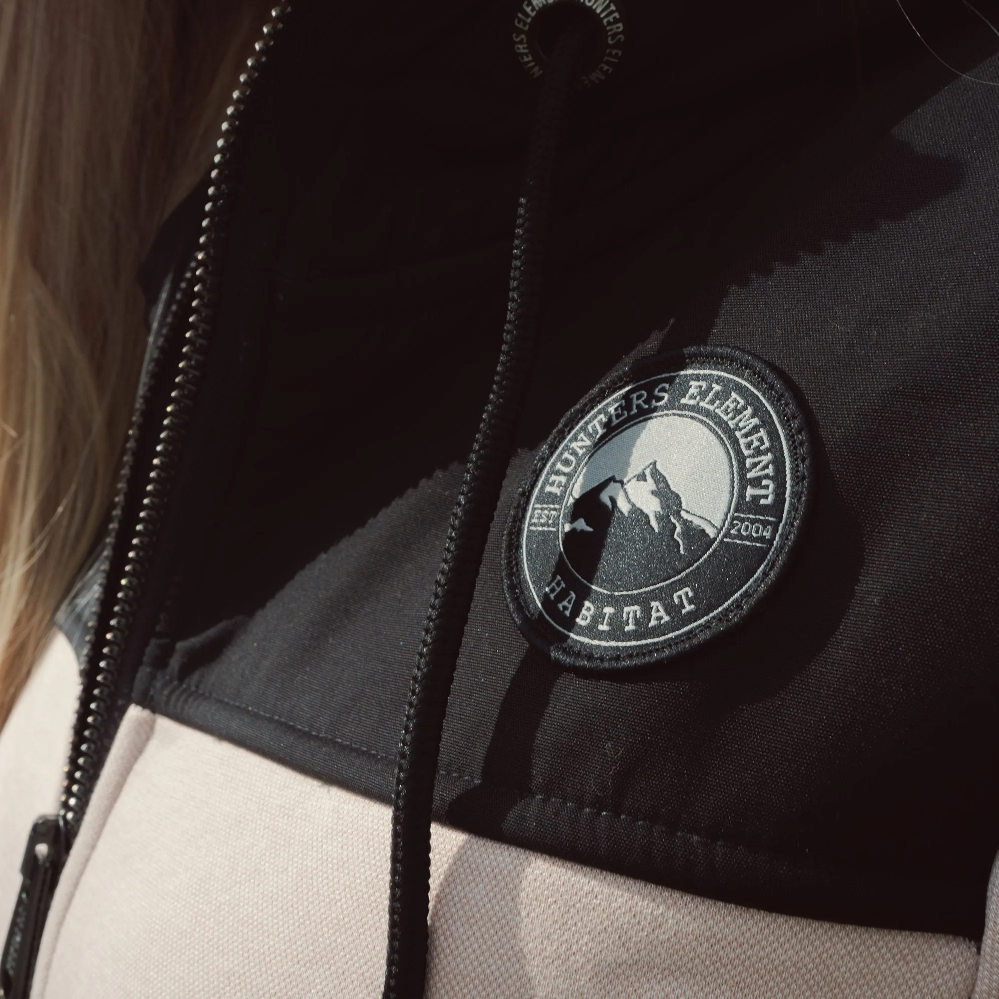 Divide Hoodie Womens