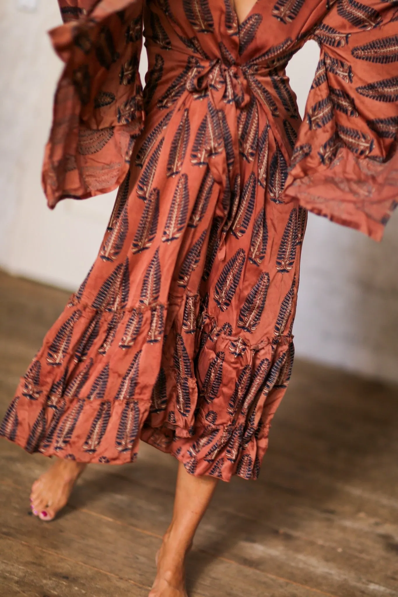 FEATHER XL SILK KIMONO BOZENA
