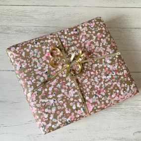 GIFT WRAPPING
