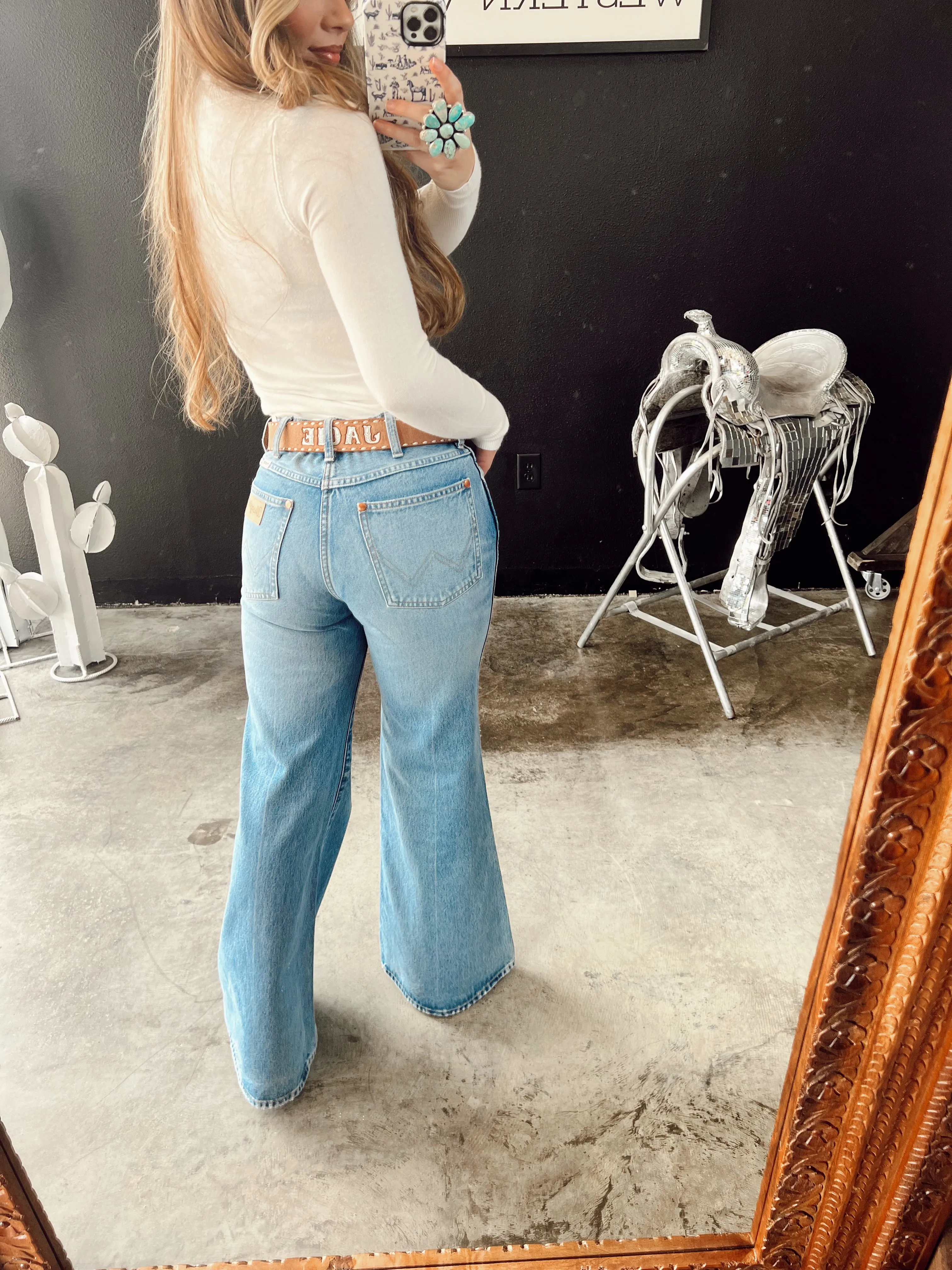 Stylish Wrangler Wanderer 622 Mermaid Flares in Size 26 and 30
