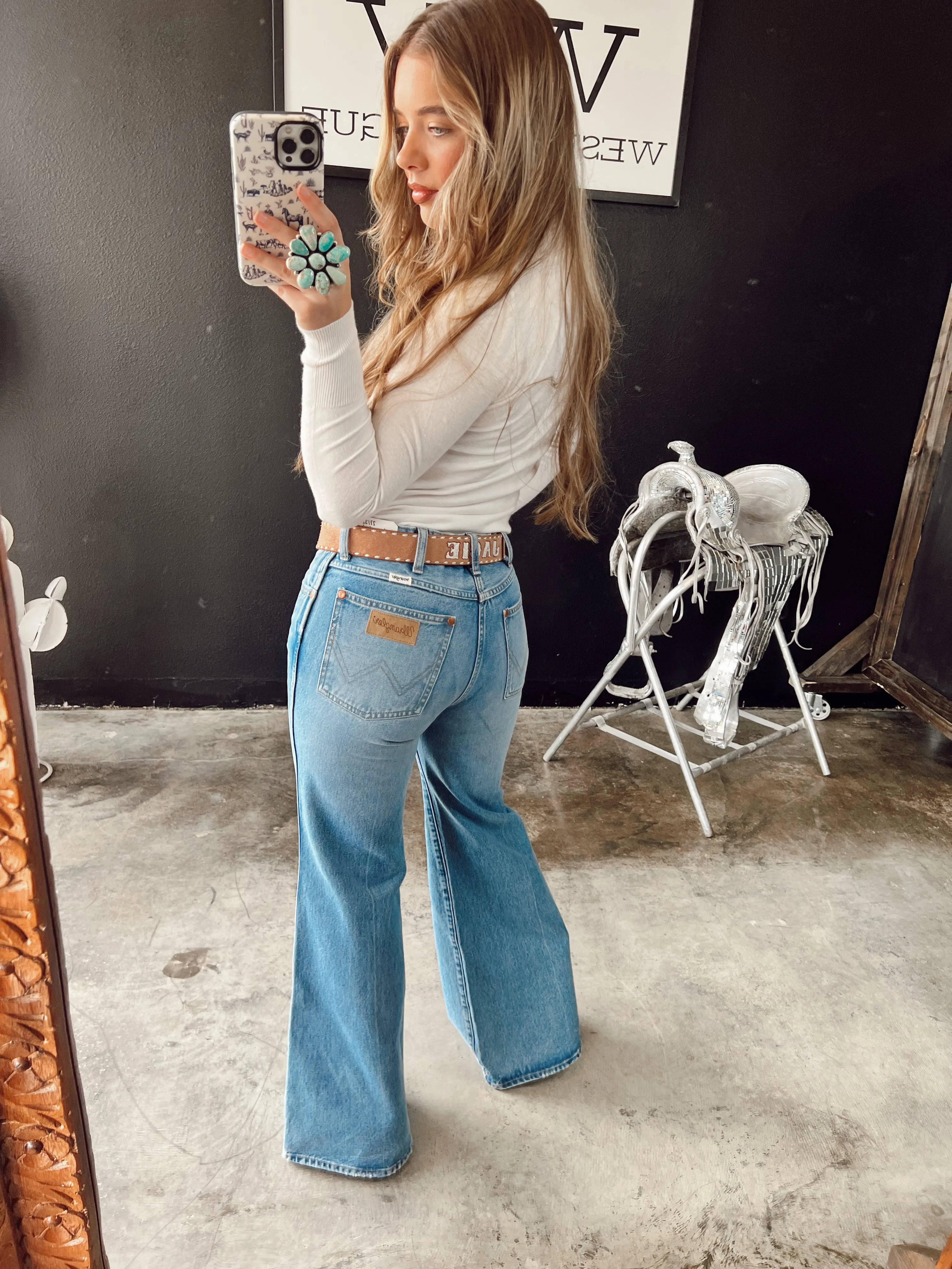 Stylish Wrangler Wanderer 622 Mermaid Flares in Size 26 and 30
